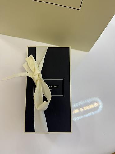 karton karobka: Jo Malone London parfum

- Brend: Jo Malone London — 1