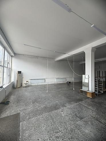 Сдается в аренду просторное коммерческое помещение 250 квадратных at lalafo.kg — 4 Сдается в аренду просторное коммерческое помещение 250 квадратных — 4
