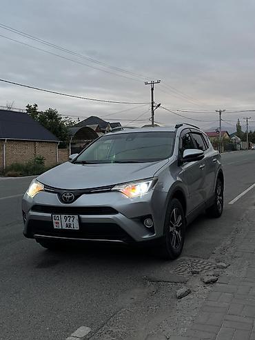 Toyota RAV4: 2017 г., 2.5 л, Автомат, Бензин, Кроссовер