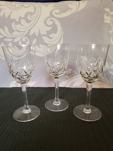 Čaše: Case kristal za vino iz 70ih. Case za vino,kristalne sa na lalafo.rs — 6 Čaše: Case kristal za vino iz 70ih. Case za vino,kristalne sa — 6