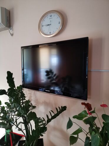 kompjuternyj monitor samsung: Продаю телевизор Самсунг, диагональ 40, функции интернета нет