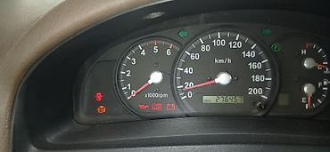 kia bongo: Kia Sorento “Limited” – ağ rəngli, 5 qapılı SUV Xüsusiyyətlər: - — 5