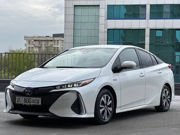 Toyota: Toyota Prius: 2018 г., 1.8 л, Автомат, Бензин, Хэтчбэк