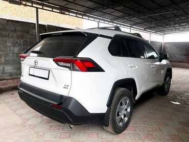 Toyota: Toyota RAV4: 2020 г., 2.5 л, Автомат, Бензин, Кроссовер — 7