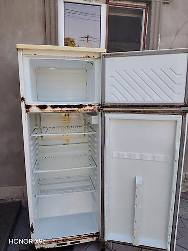 dondurucu satilir: İki kameralı soyuducu, üst hissədə dondurucu bölmə, aşağıda geniş — 1