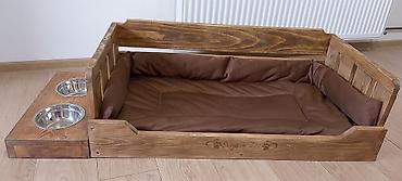 Oprema za kućne ljubimce: Drveni krevet za pse sa integrisanim postoljem za činije - — 3