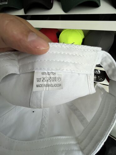 Baş geyimləri: Бейсболки премиюм класса .Производства Индии Бангладеш и есть — 14