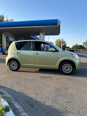 daihatsu charade: Daihatsu Sirion: 2005 г., 1 л, Механика, Бензин, Хэтчбэк