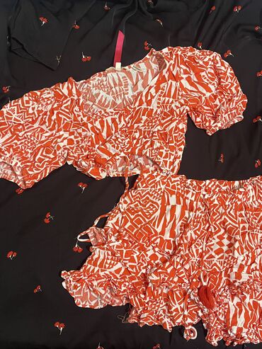 оранжевое платье: Юбка, Мини