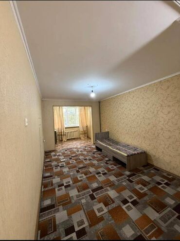 3 комнаты, 56 м², 104 серия, 1 этаж, Старый ремонт
