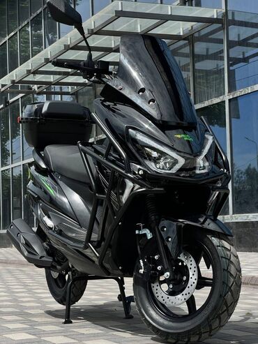 Мотоциклы и мопеды: Макси скутер 150 куб. см, Бензин, Новый, В рассрочку