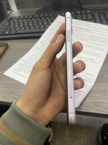 Apple iPhone: IPhone 11, Б/у, 128 ГБ, Чехол, 69 % — 7