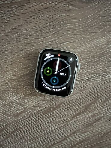 Eynəklər: İşlənmiş, Smart saat, Apple, Sensor ekran, rəng - Gümüşü