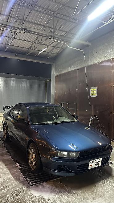 Mitsubishi Galant: 1999 г., Механика, Бензин, Седан
