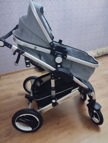 Araba-beşiklər: Çıxarıla bilən beşikli araba, İşlənmiş, Cins: Oğlan — 6