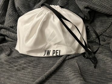 Çantalar: Əl çantası, Yeni — 4