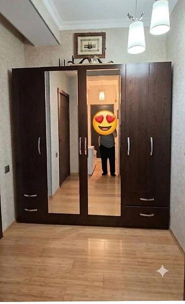 4 qapili Dolab. 200man. Yaxsi veziyyetdedi.Ici genisdi.Olcu uzunluq lalafo.az -da 4 qapili Dolab. 200man. Yaxsi veziyyetdedi.Ici genisdi.Olcu uzunluq