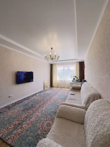 2 комнатную квартиру в бишкеке: 2 комнаты, 70 м², 106 серия улучшенная, 2 этаж