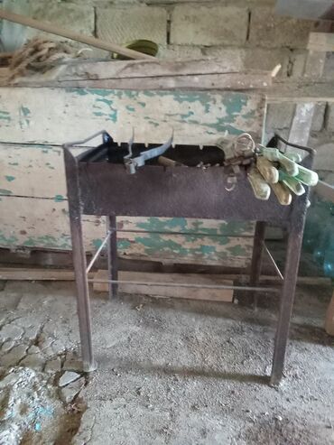 manqal şişləri: Manqal, Kömür, İşlənmiş, Şişli, Ünvandan götürmə