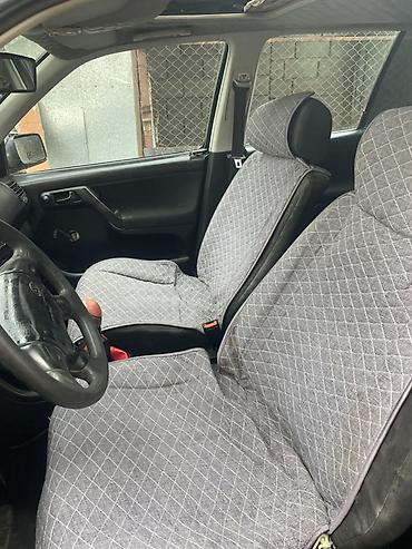 volkswagen golf v: Volkswagen ID.3: 1997 г., Механика, Бензин, Хэтчбэк — 5