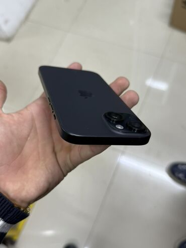 Apple iPhone: IPhone 15, 128 GB, Qara, Face ID — 3