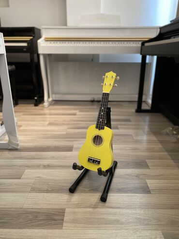 klassicheskaja gitara yamaha c40: Укулеле, Новый