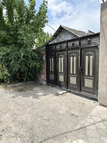 Продаю участок с домом 6 соток под бизнес Тоголок Молдо Баялинова (