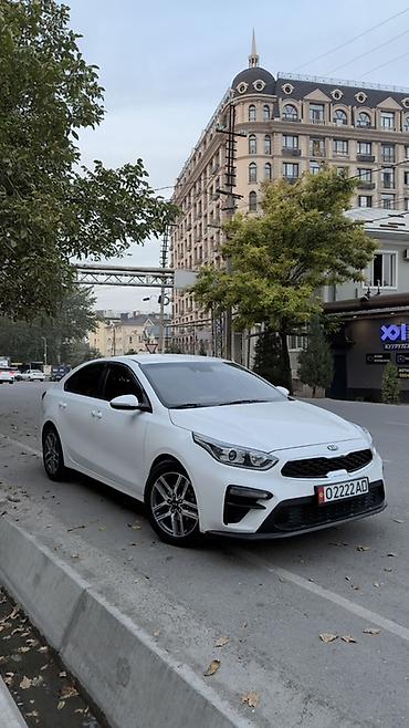 Kia Cerato: 2019 г., Автомат, Бензин, Седан