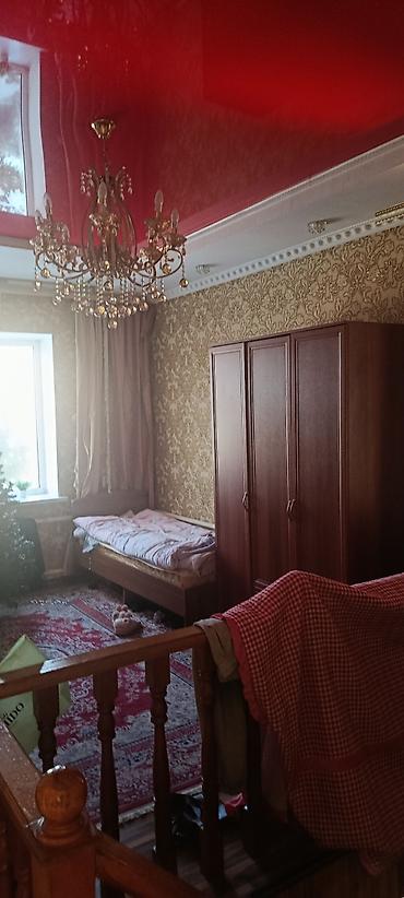 Продажа коттеджей и домов: Дом с большим двором и крытым дворовым навесом - Кирпичный жилой дом — 13