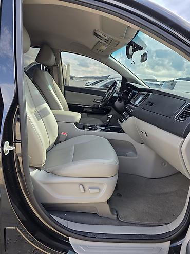 Kia: Kia Carnival: 2018 г., 2.2 л, Автомат, Дизель, Минивэн — 9