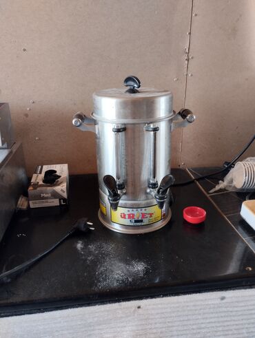 Qab-qacaq və mətbəx ləvazimatları: İşlənmiş Elektrik Samovar, 3 l, Ünvandan götürmə
