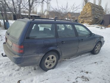 пасат шаран: Volkswagen Passat: 1994 г., 2 л, Механика, Бензин, Универсал