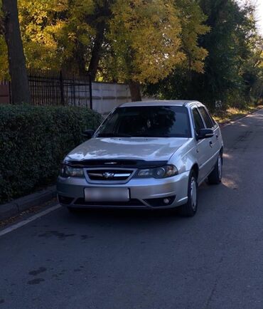 Daewoo: Daewoo Nexia: 2011 г., 1.6 л, Механика, Бензин, Седан