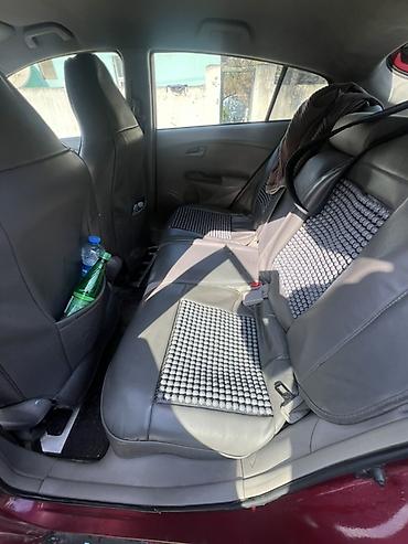 sador disk: Honda Insight – hibrid hetçbek - Rəng: tünd qırmızı/metalik - Kuzov — 7