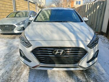 Транспорт: Hyundai Sonata: 2018 г., 2 л, Автомат, Газ