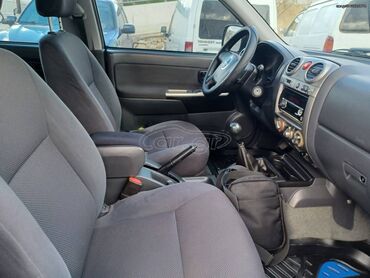 Isuzu: Isuzu D-Max: 3.1 l. | 2007 έ. 172000 km. Πολυμορφικό