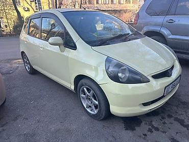 фит2: Honda Fit: 2002 г., 1.3 л, Автомат, Бензин, Хэтчбэк — 4