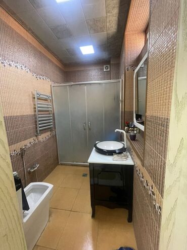 Həyət evləri və villaların satışı: M.Ə. Rəsulzadə qəs. 4 otaqlı, 300 kv. m, Kredit yoxdur, Yeni təmirli -da lalafo.az — 5 Həyət evləri və villaların satışı: M.Ə. Rəsulzadə qəs. 4 otaqlı, 300 kv. m, Kredit yoxdur, Yeni təmirli — 5