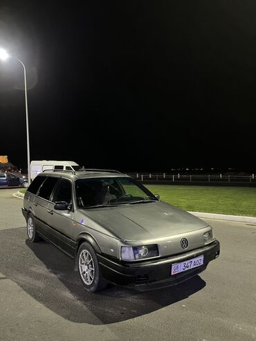 обмен машыны: Volkswagen Passat: 1993 г., 2 л, Механика, Бензин, Универсал