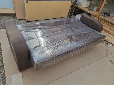 Прямые диваны: Прямой диван, Новый, Трехместный — 20