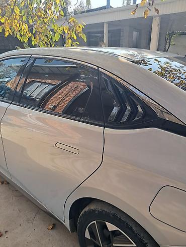 девятка авто: Электромобиль GAC Aion S Plus (седан, серебристий) Ключевые — 5