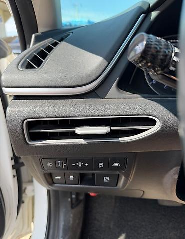 на subaru legacy 2010: Hyundai Sonata: 2020 г., 2 л, Автомат, Бензин, Седан — 10