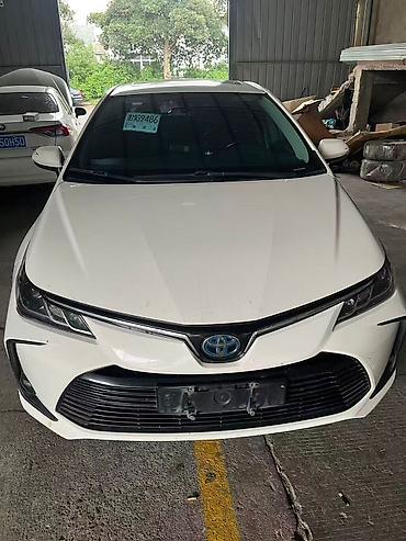 coroll: Toyota Corolla: 2021 г., 1.8 л, Гибрид, Седан — 1