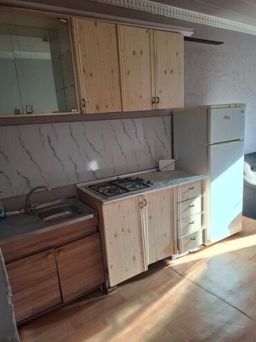 Bağ evlərinin kirayəsi: 70 kv. m, 2 otaqlı, İşıq, Qaz, Su — 12