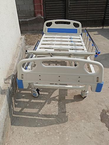 Медицинская мебель: Функциональная медицинская кровать с механическим приводом - — 7