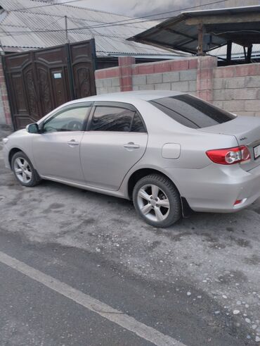 машина журбойт: Toyota Corolla: 2012 г., 1.6 л, Автомат, Газ, Седан