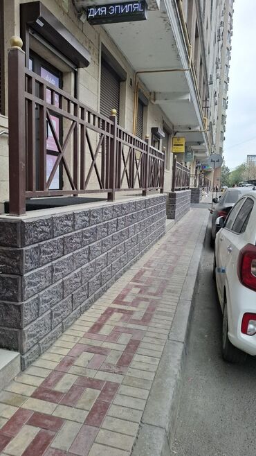 Офисы: Продаю Офис 40 м², 1 этаж — 9