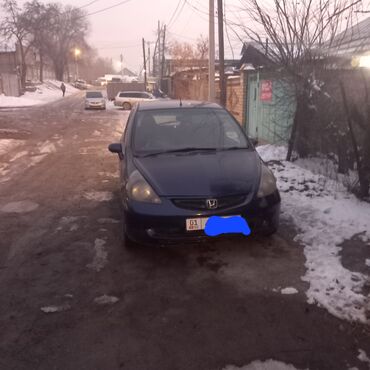 машина ош фит: Honda Fit: 2002 г., 1.3 л, Вариатор, Бензин, Хетчбек