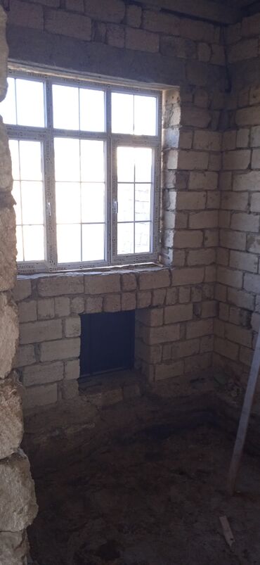 Həyət evləri və villaların satışı: Maştağa qəs. 3 otaqlı, 1 kv. m, Təmirsiz — 9