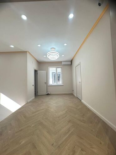 или меняю с доплатой мне: Үй, 280 кв. м, 4 бөлмө